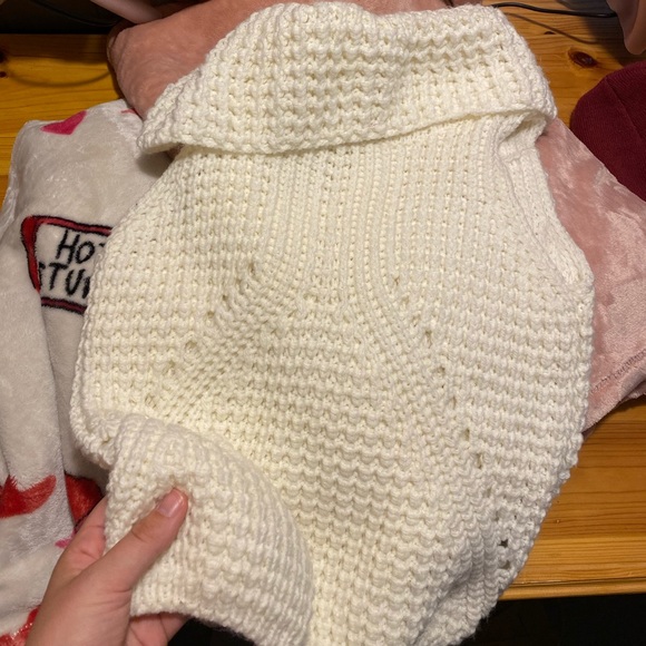 Sleeveless Cowl Neck Sweater - Picture 1 of 2